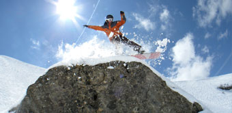 6 Black, 15 Red or 24 Blue runs to explore. Avoriaz also offers excellent snowboard parks that will challenge all abilities. Get booking your Avoriaz ski holiday now!